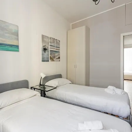 Giuseppe Meda Apartment Milan